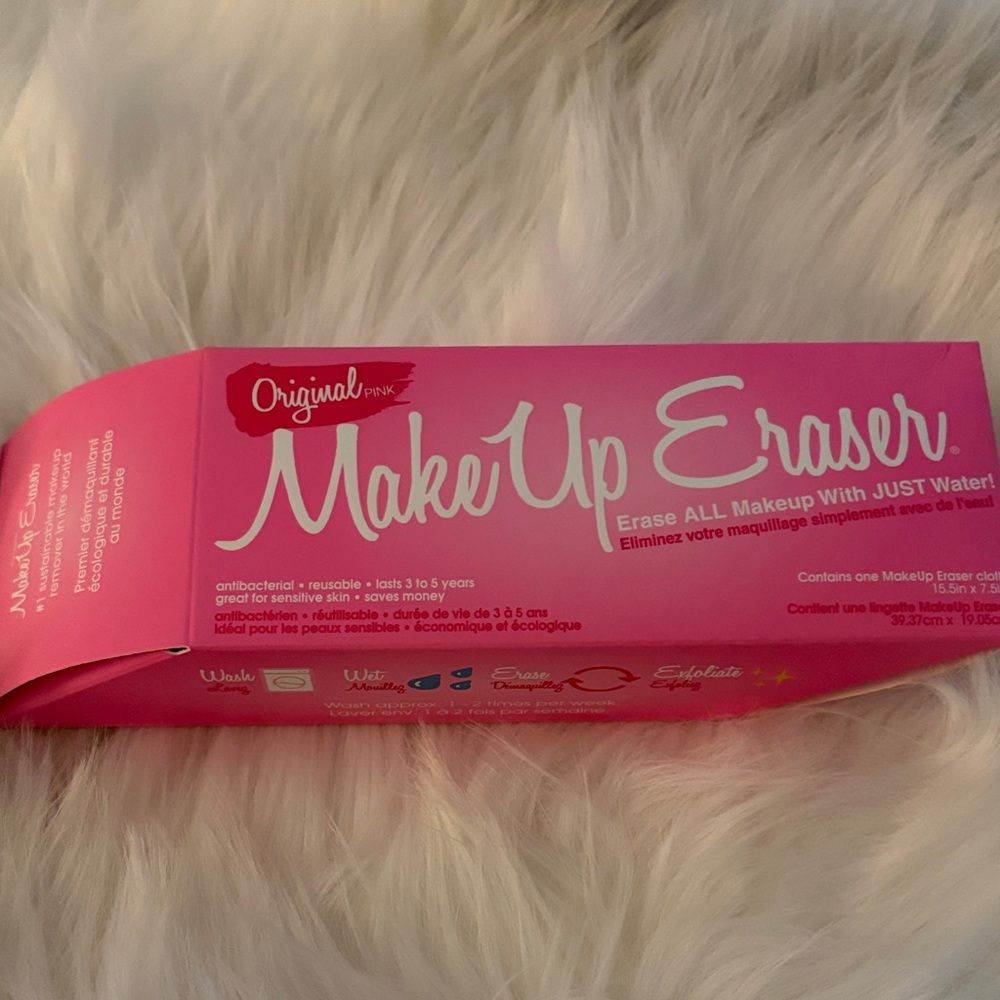 MakeUp Eraser in Bold Pink